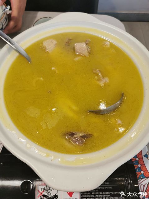 砂锅泉水土鸡汤图片