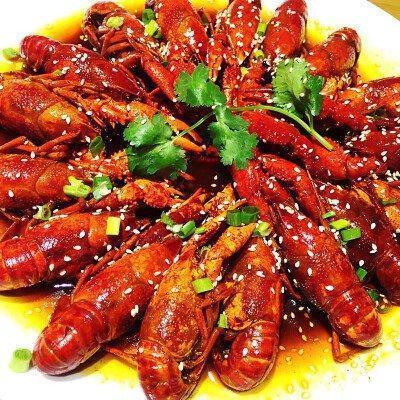 碌碌发特色烧烤小龙虾