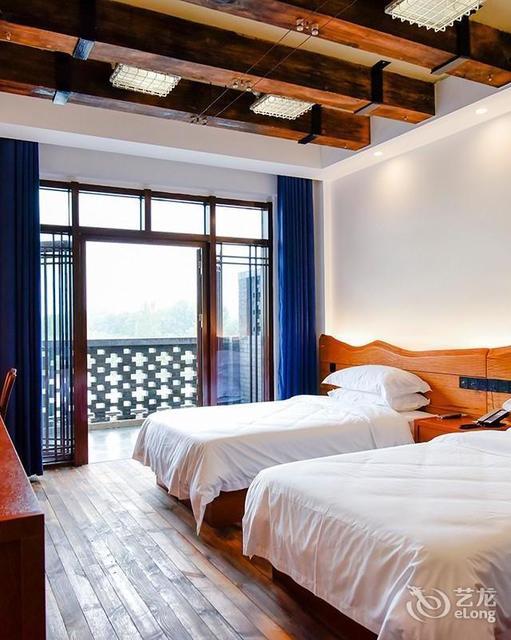 日照市 住宿服务 酒店 > 日照朵儿唱系列酒店(万平口东夷小镇店)