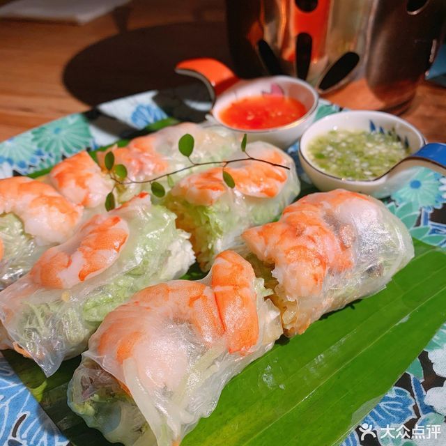 冬阴功罗氏虾汤古法黄金咖喱炒虾推荐菜:phuket&phuket普叽普叽泰式茶