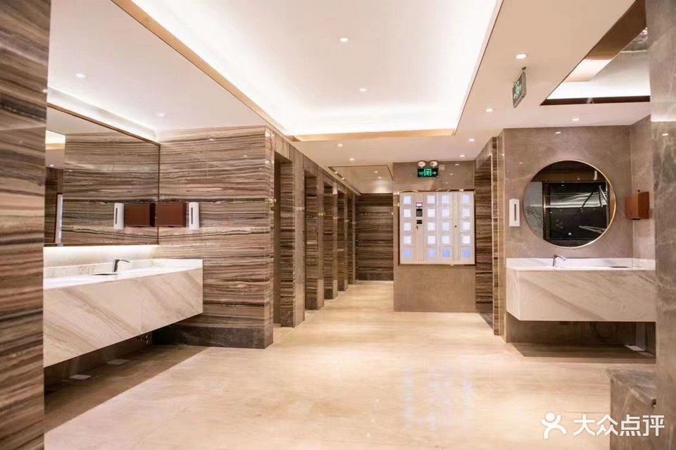 去,怎么走,在哪,在哪里,在哪儿):深圳市龙华区观平路盛世皇庭水会电话