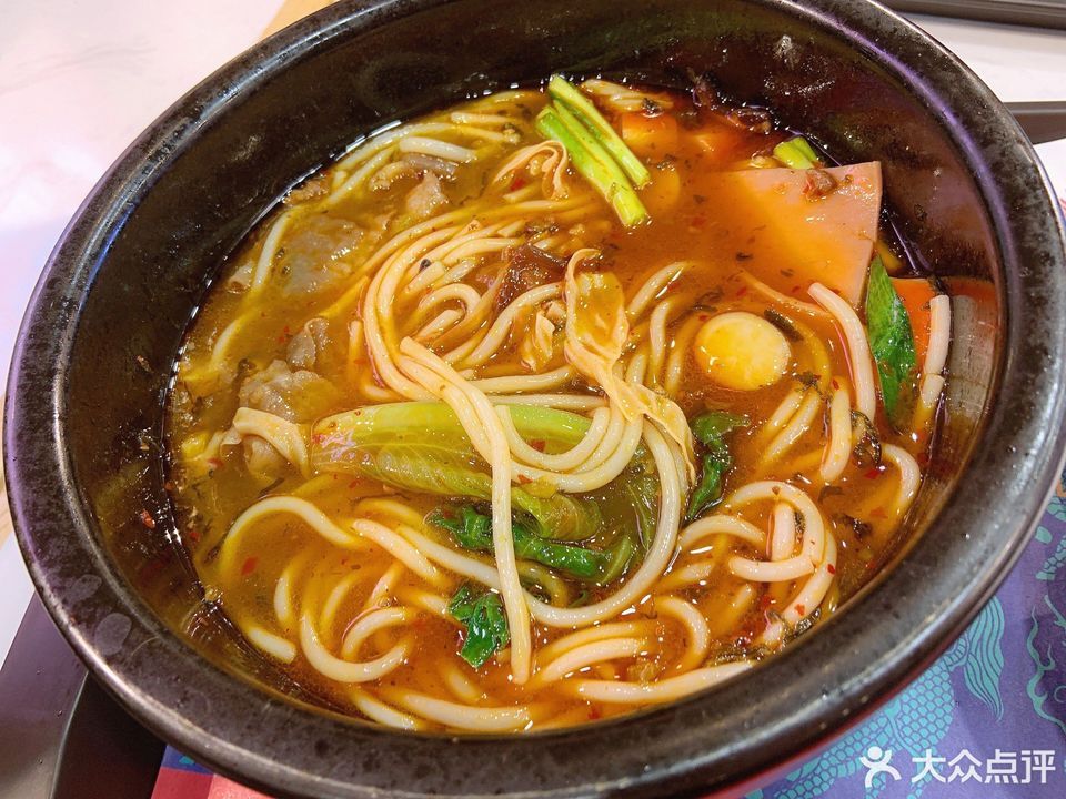 麻辣肥牛过桥米线图片