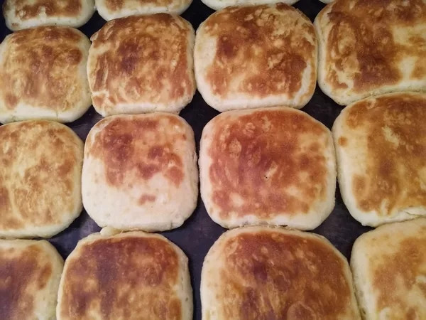 宫廷烧饼位于齐齐哈尔市龙沙区园建街二厂815号楼05单元01层02号 标签