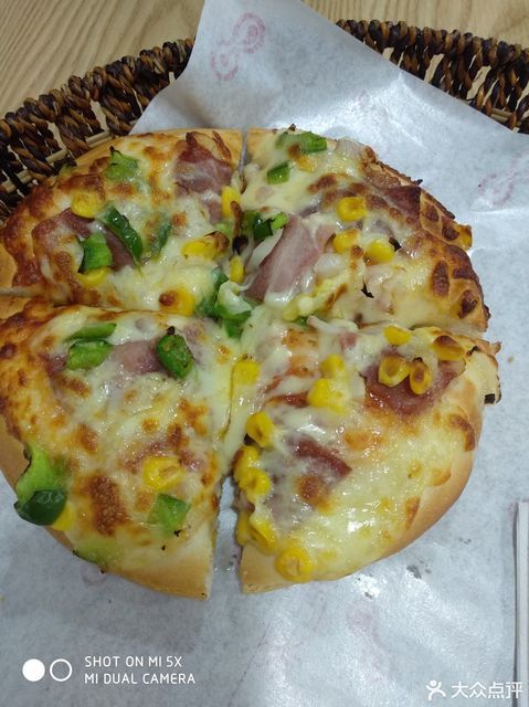 多肉主义披萨推荐菜:披萨主义(天地华城店)位于苏州市昆山市玉山镇