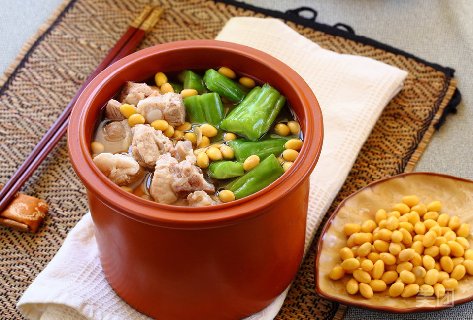 凉瓜黄豆炖排骨图片