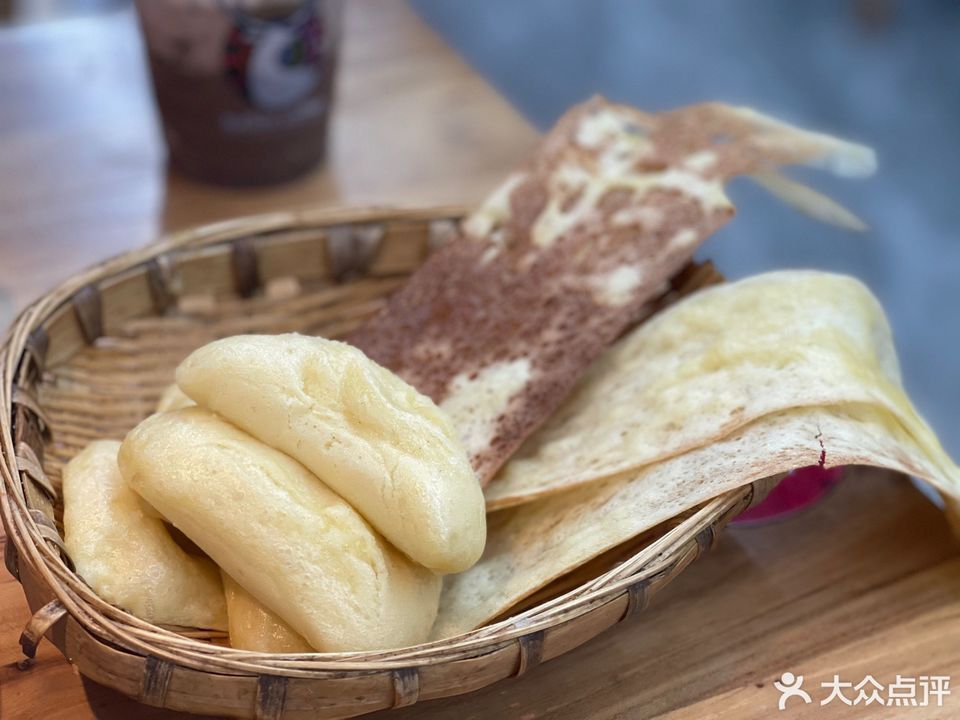 兒時鍋邊饃饃圖片