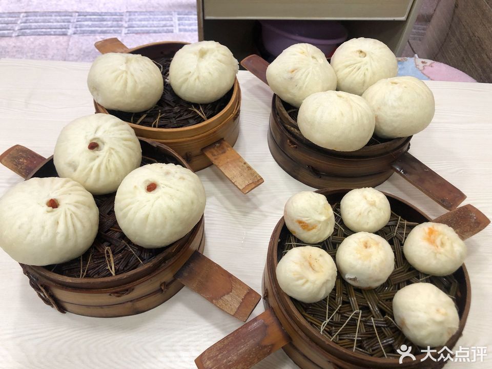 哈笼包子南门口店