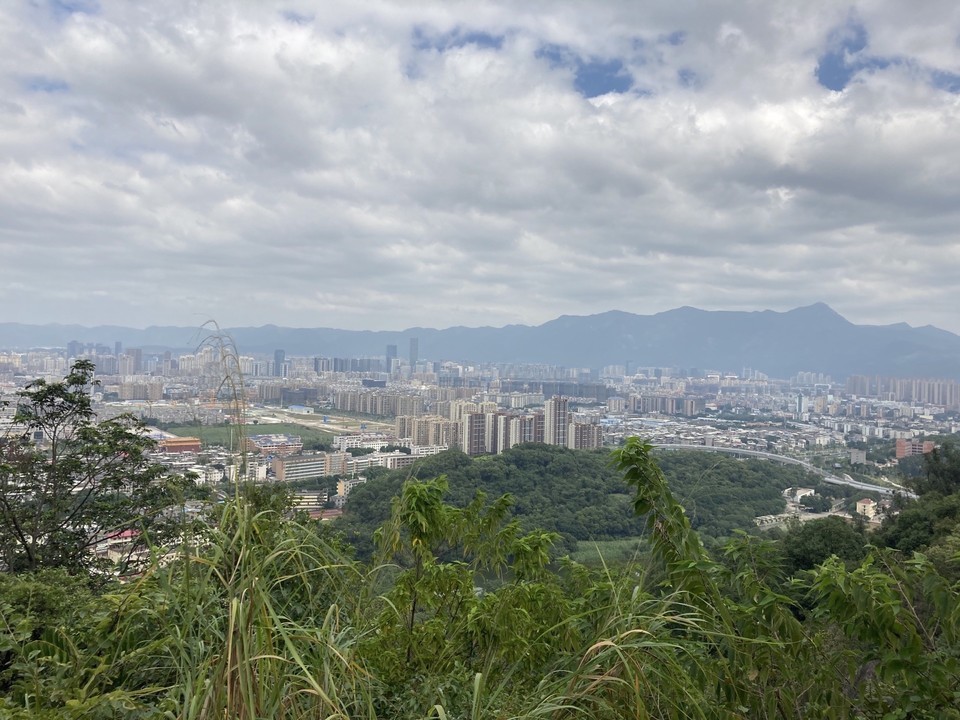 高蓋山公園位於福州市倉山區首山路42米附近推薦菜:分類:公園;scenic