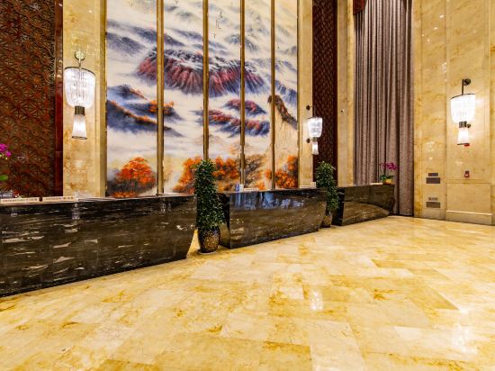 巴中兴合阳光酒店