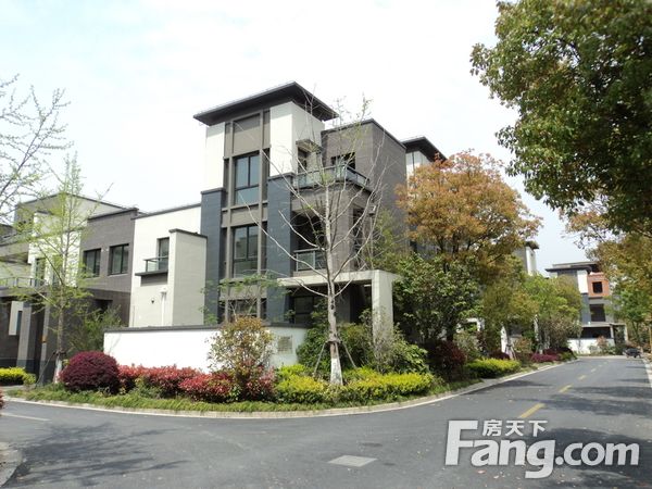 查看昆山花桥绿地21城别墅_360地图搜索结果列表