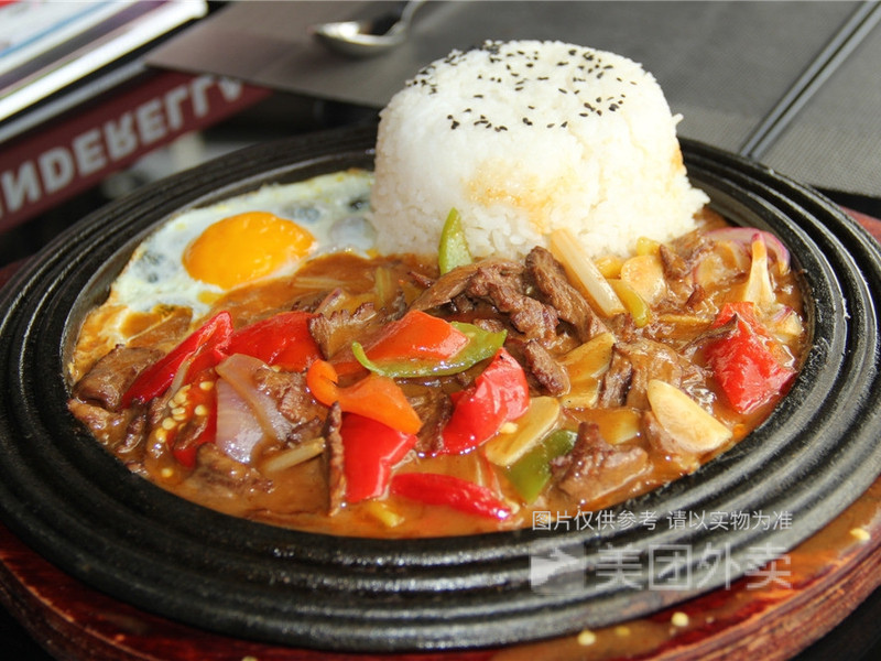 川香牛柳盖饭图片