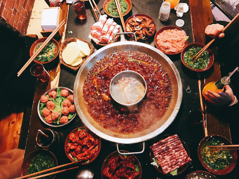 重庆临江门火锅