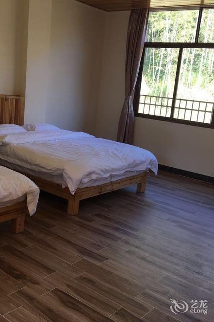 > 南昆山上坪村