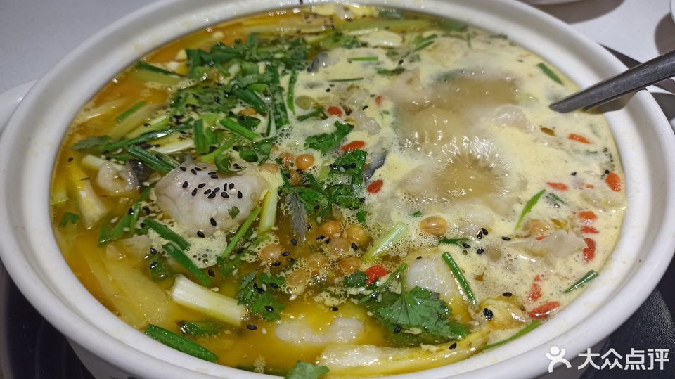 鱼小六鲜汤豆花鱼