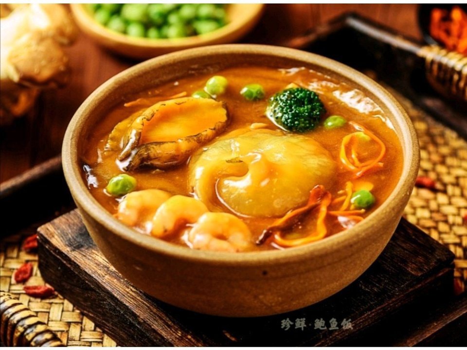 珍鮮佛跳牆鮑魚飯萊山店