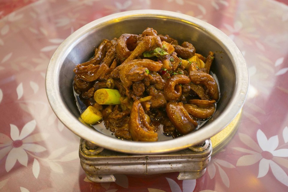 牛鞭烧乳鸽图片