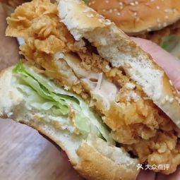 华莱士炸鸡汉堡三号站店