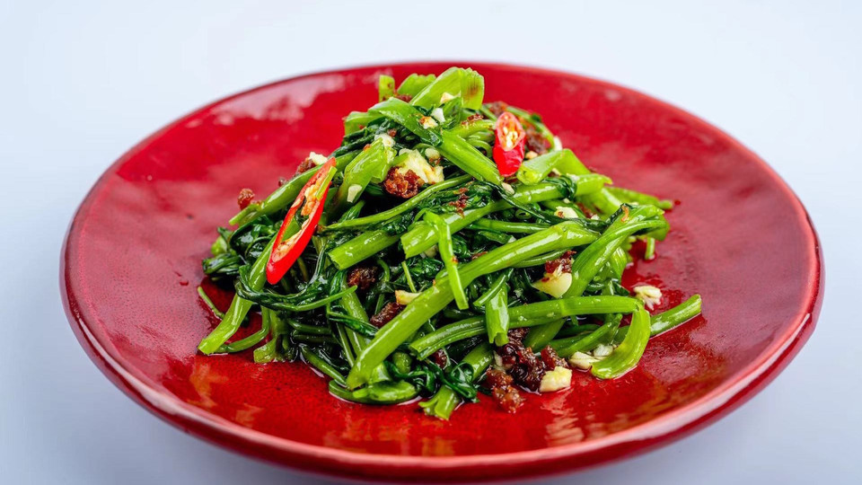 秘制虾酱空心菜图片