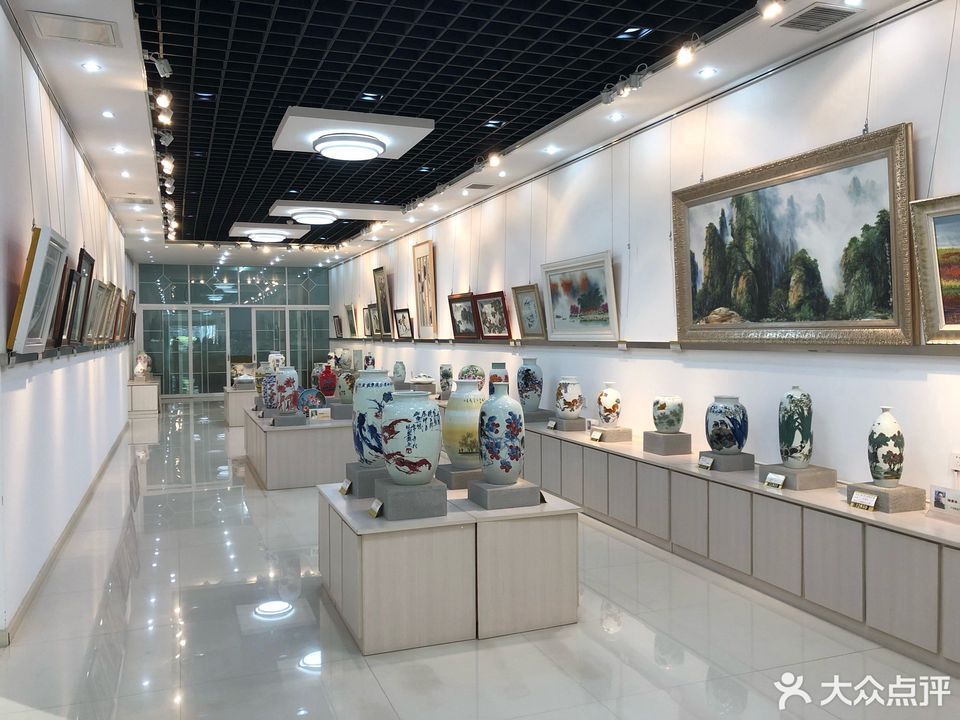 景德镇陶瓷艺术研究院图片