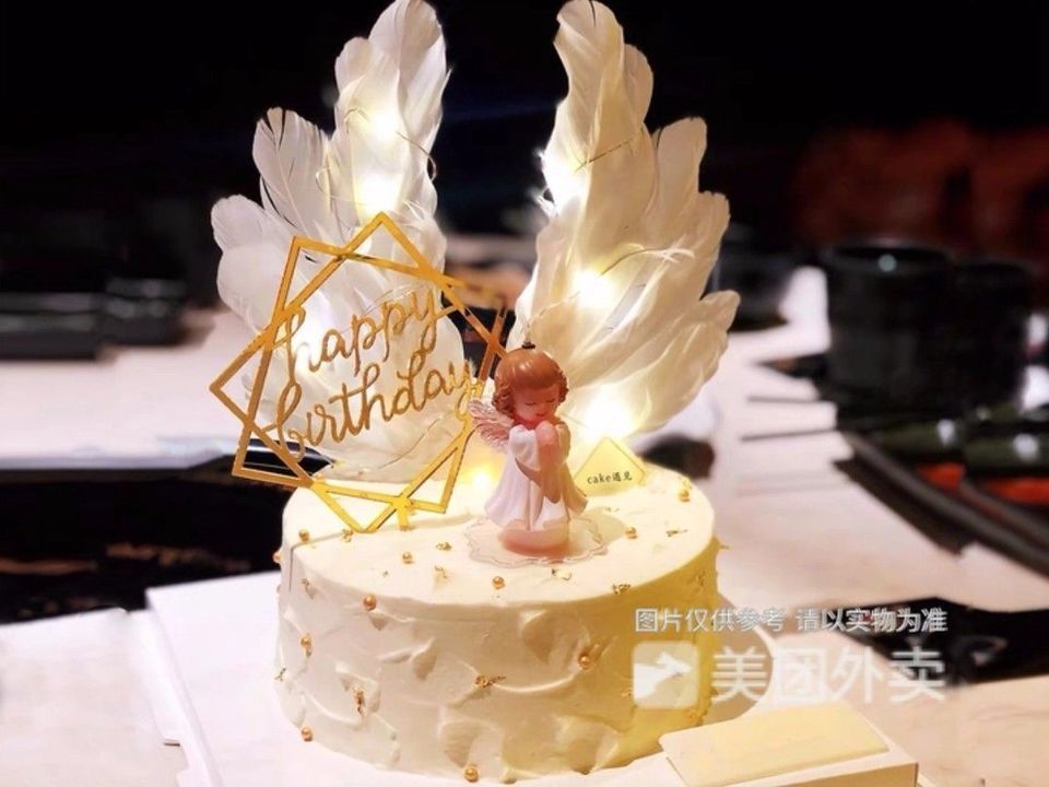 天使宝宝网红创意生日蛋糕图片