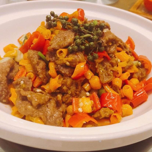 泡椒牛肉饭图片