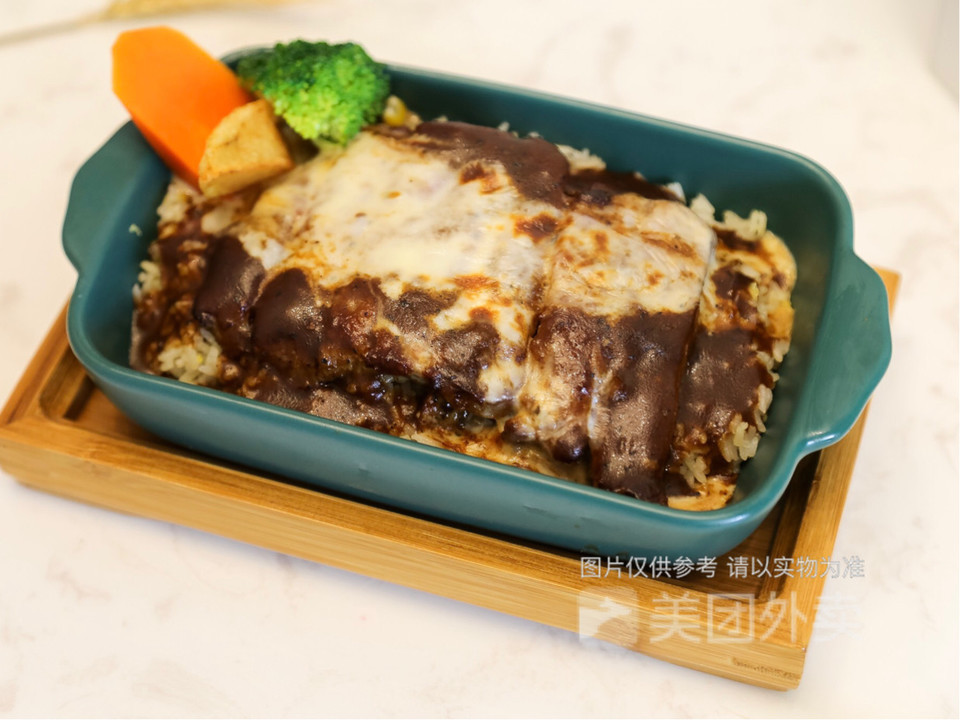 黑椒汁牛扒焗饭图片