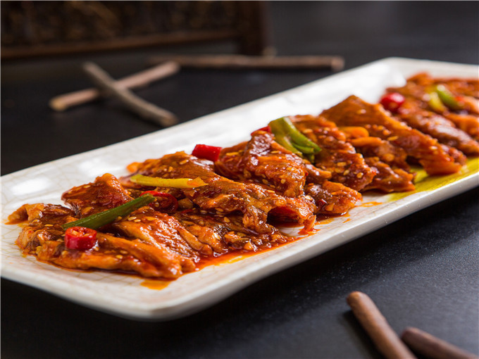 麻辣牛排肉图片