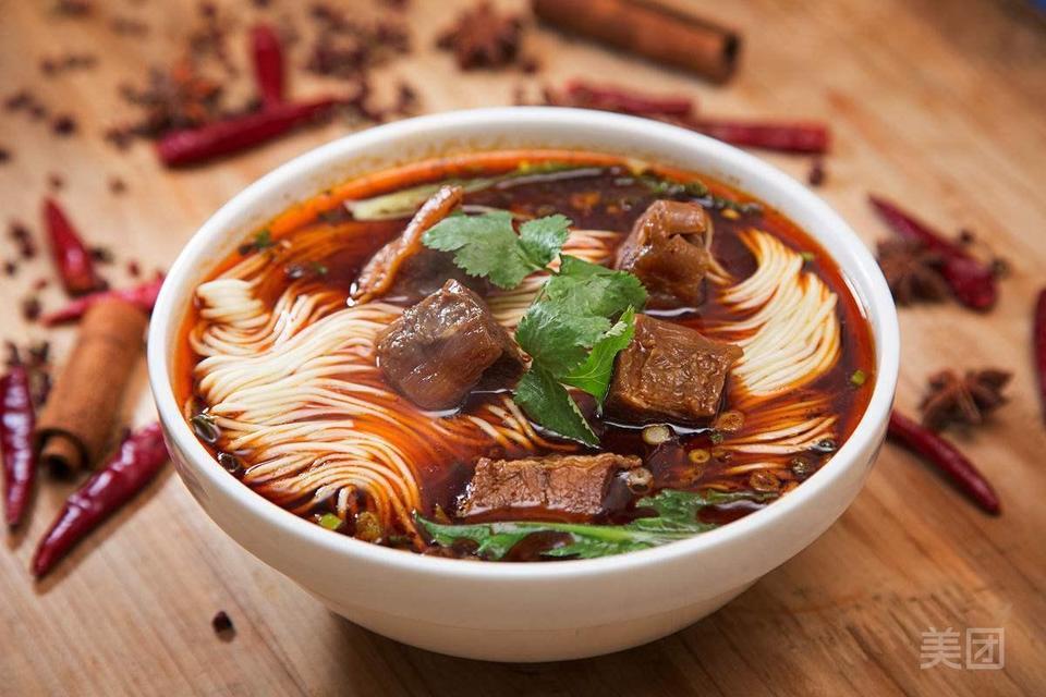 豌杂牛肉重庆小面图片