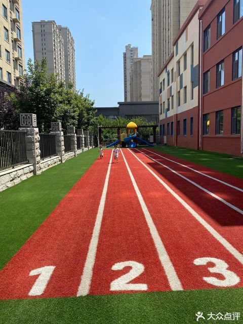 长春市南关区红旗小学校