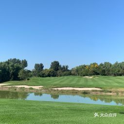北京市 休闲娱乐 > 伯爵园高尔夫俱乐部