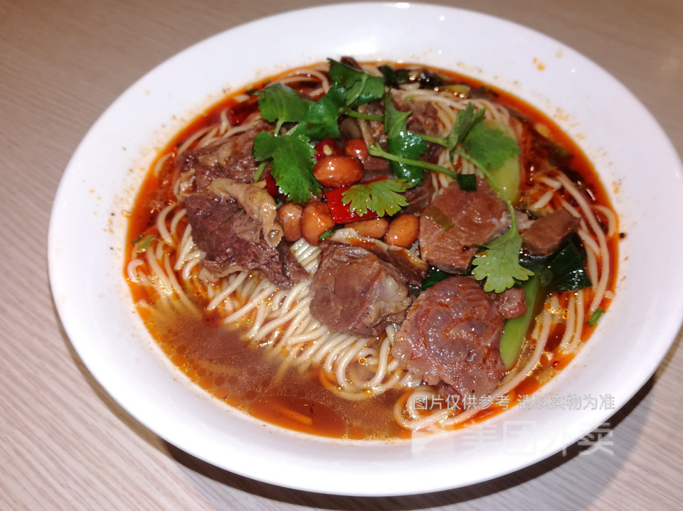 牛肉小面图片