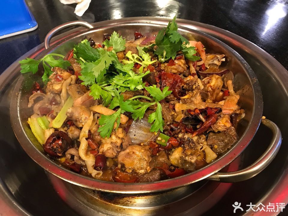 干锅牛肉大锅图片