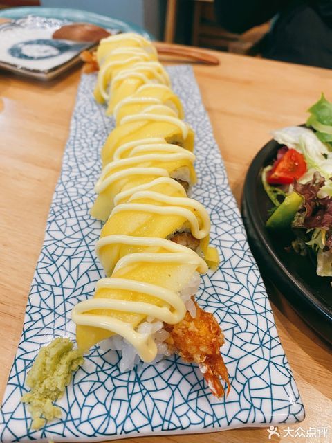 芒果大虾卷图片