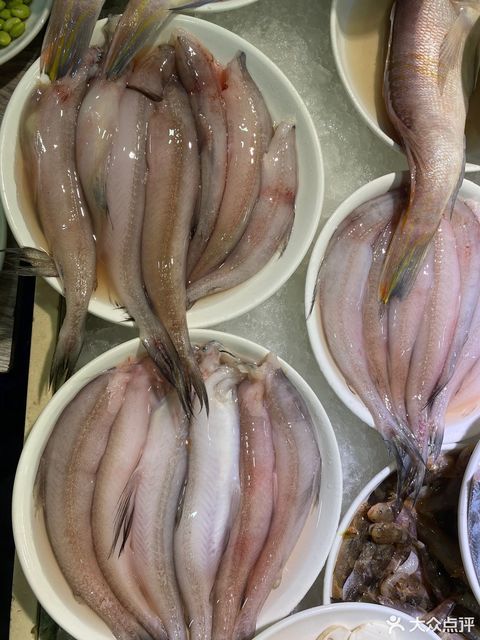 明亮海鲜排挡位于台州市三门县海游镇绿洲名苑滨海大道1-24号 标签