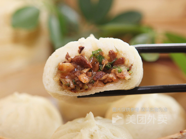 秘制酱肉包图片