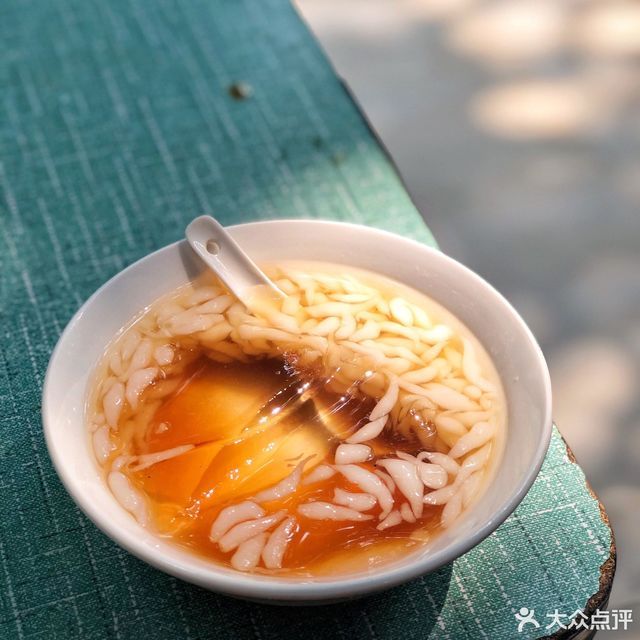 冰粉凉虾混合图片