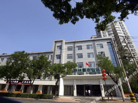 紫宸大厦地下停车场