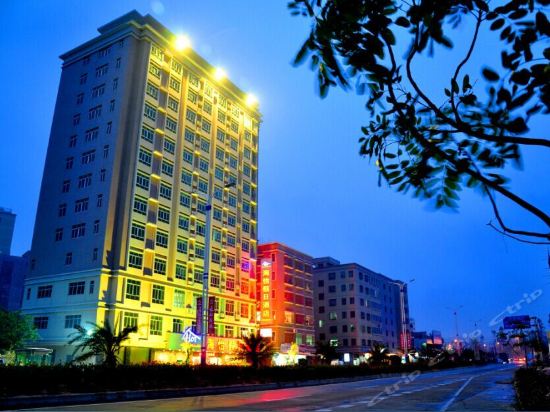 汕尾市 > 熹盈假日酒店地址(位置,怎么去,怎么走,在哪,在哪里,在哪儿)