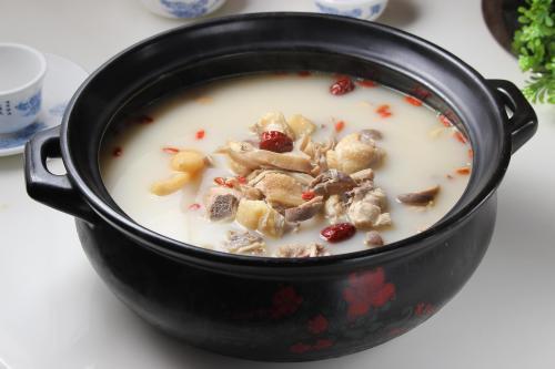 吾二哥鹅三宝鹅煲