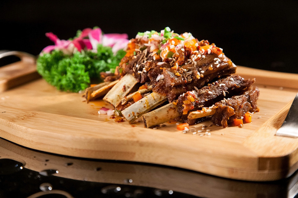 梁记风味羊排图片