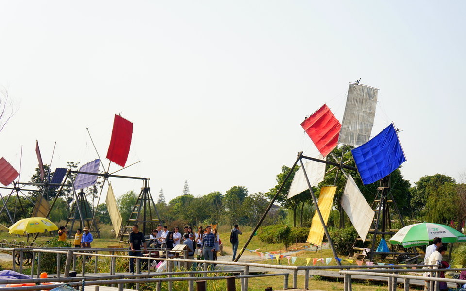 怎么去,怎么走,在哪,在哪里,在哪儿):苏州市相城区阳澄湖镇莲花岛景区