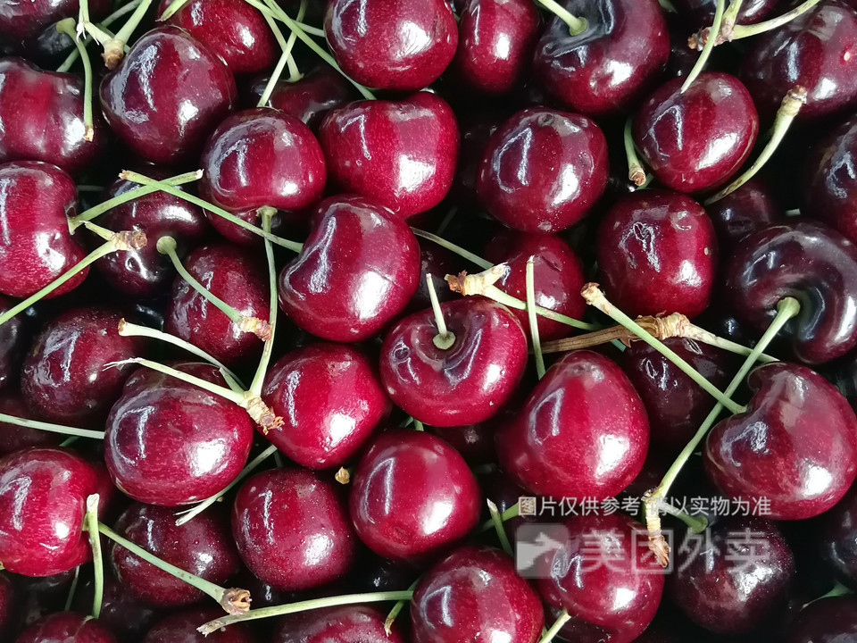 散装红颜草莓推荐菜:仙果鲜果吧位于北京市怀柔区杨雁路金枫儒苑7号楼