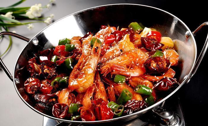 推荐菜:美味鸡翅虾排骨虾干锅香辣牛蛙虾分类:中餐;餐饮;川菜;香辣虾