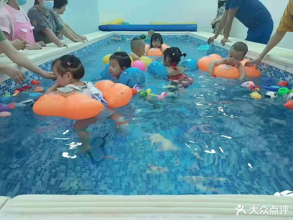 潍坊马博士婴儿游泳馆图片