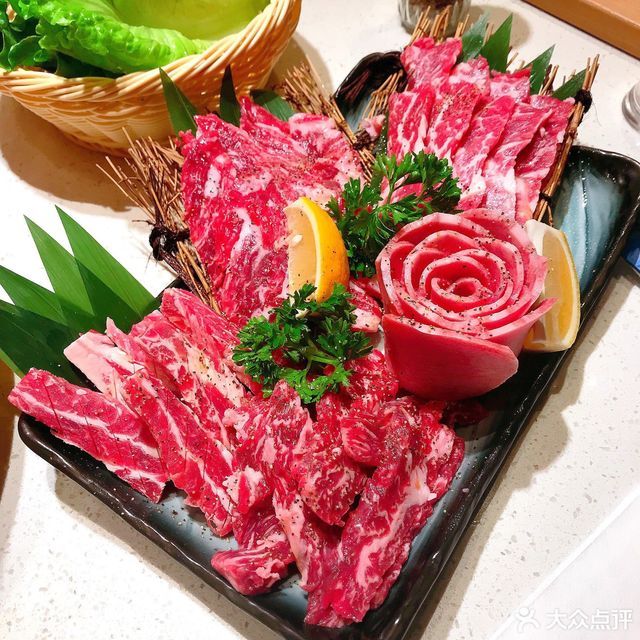 精选雪花牛肉组合拼盘图片