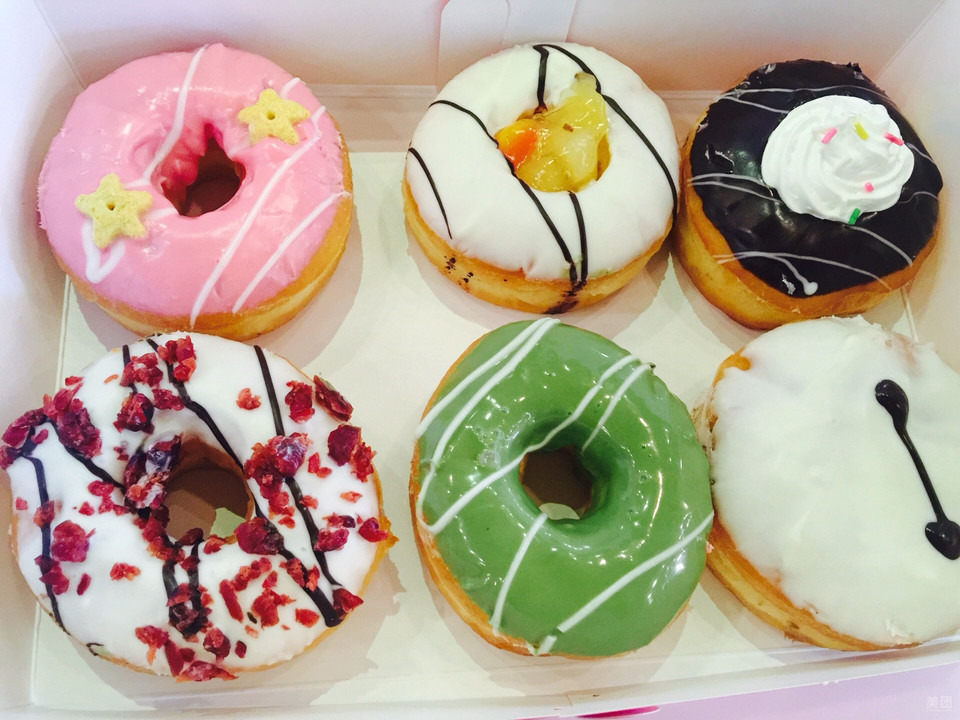 团子大家族甜甜圈