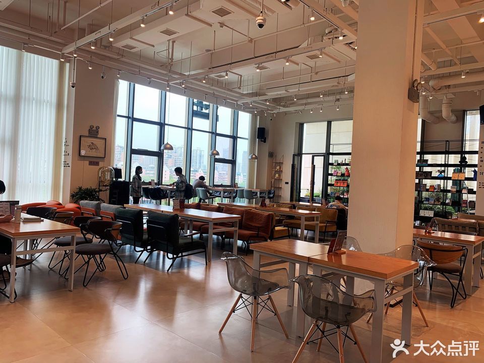 德思勤书店