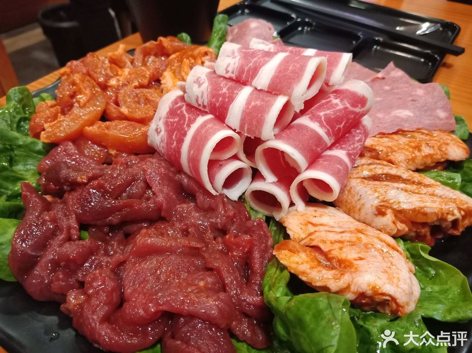 烤肉拼盘图片