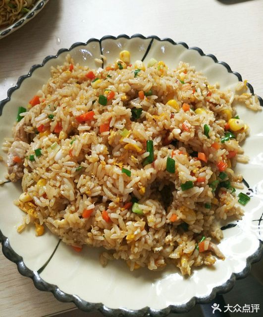 鸡蛋瘦肉炒饭图片