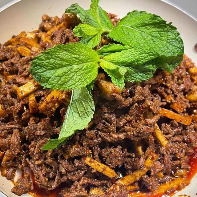 欧椰虾酸牛肉(数博万达店)